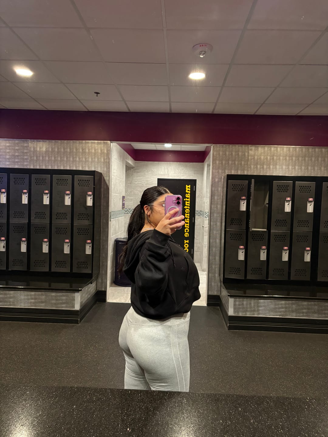 Customer photo review of ALLURE HEATHER 7/8 LEGGINGS