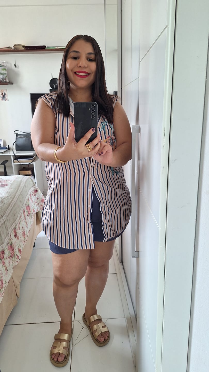 Customer photo review of Anel Beauty Largo Elos Minimalista Banhado em Ouro 18k