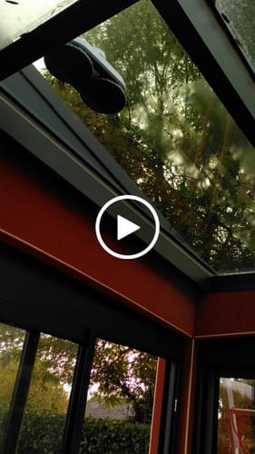 Customer video review of Robot lave vitre V3CLEAN
