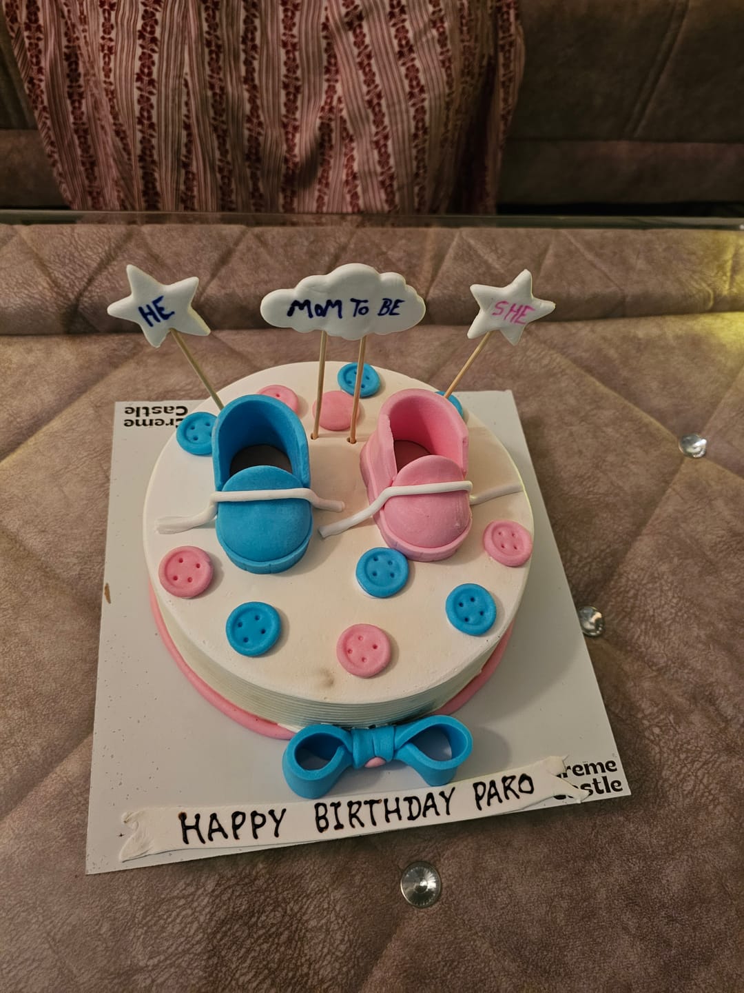 Customer photo review of Baby Shower Shoes Design Cake