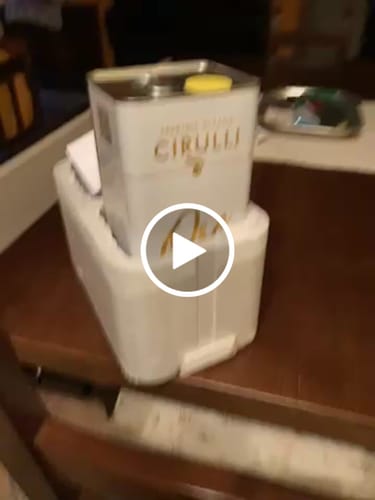 Customer video review of 2 lattine di olio extravergine di oliva • 2 X 5 Litri
