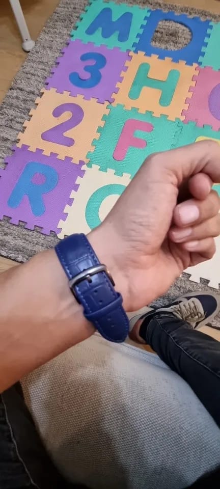 Customer photo review of Suunto Genuine Leather Watch Band - Classic Style Upgrade