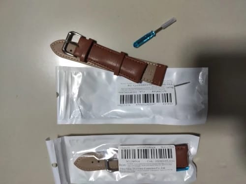 Customer photo review of Huawei Leather Watch Band - Premium Stylish Design
