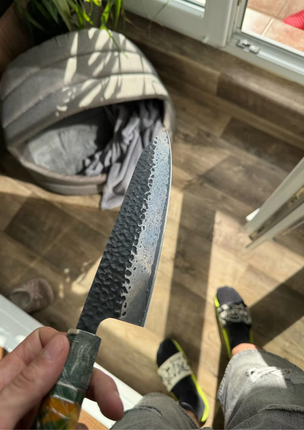 Customer photo review of Kazeshimo (風霜) - Japanese Damascus Steel Chef's Knife (8 inch)