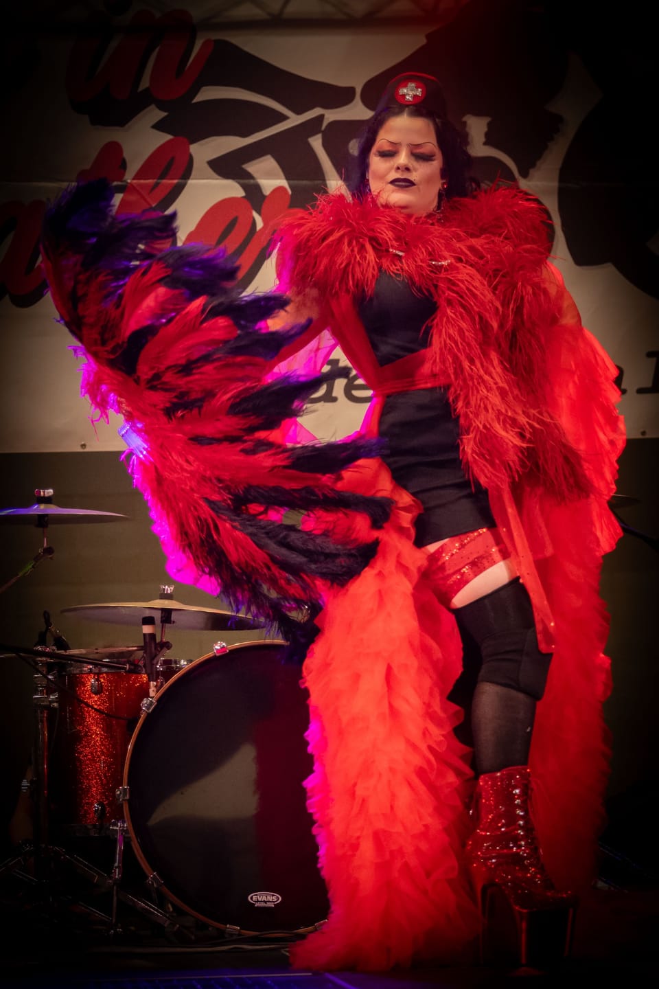 Customer photo review of Romance Burlesque Fan - Double Layer