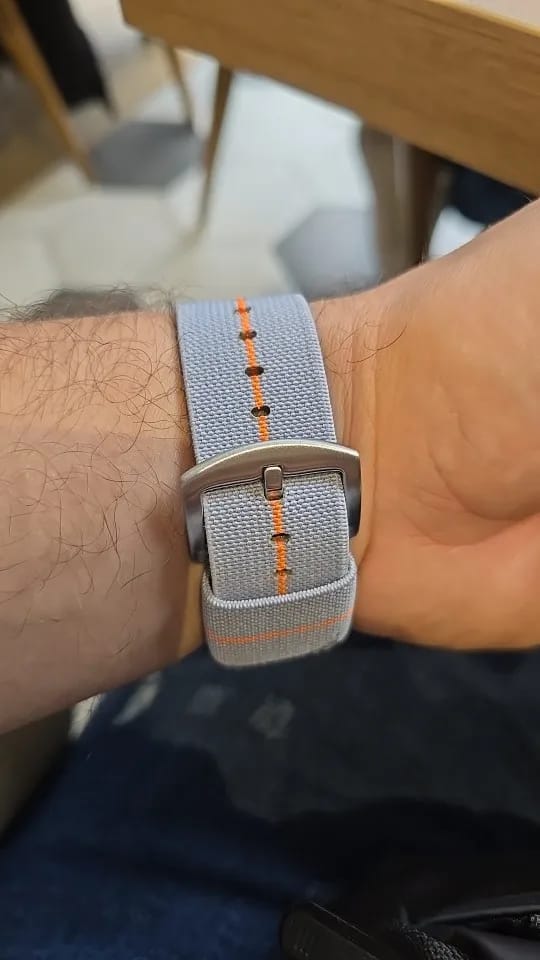 Customer photo review of Nylon Samsung Galaxy Watch Strap - Versatile Comfortable Fit
