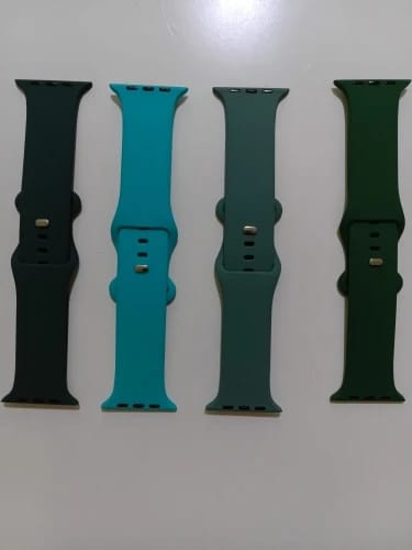Customer photo review of Apple Watch Silicone Band - Soft Waterproof Flexible Strap