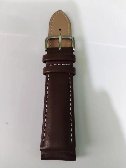 Customer photo review of Suunto Leather Band - Water-Resistant Classic Design