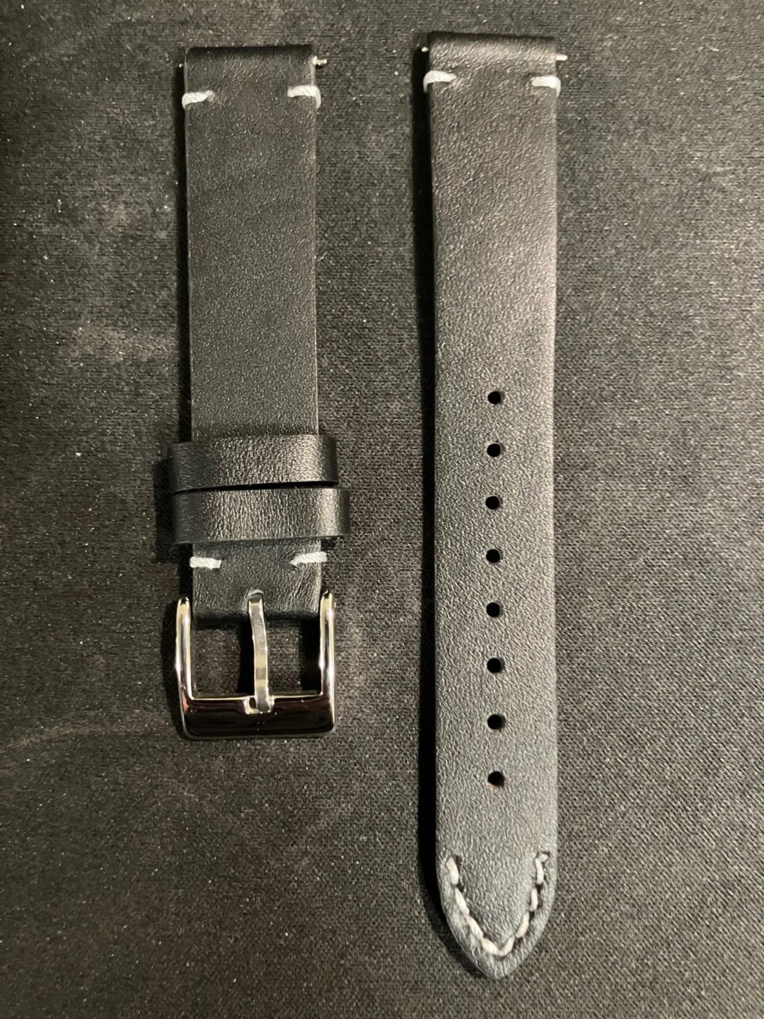 Customer photo review of Ticwatch Genuine Leather Strap - Versatile Classic Design