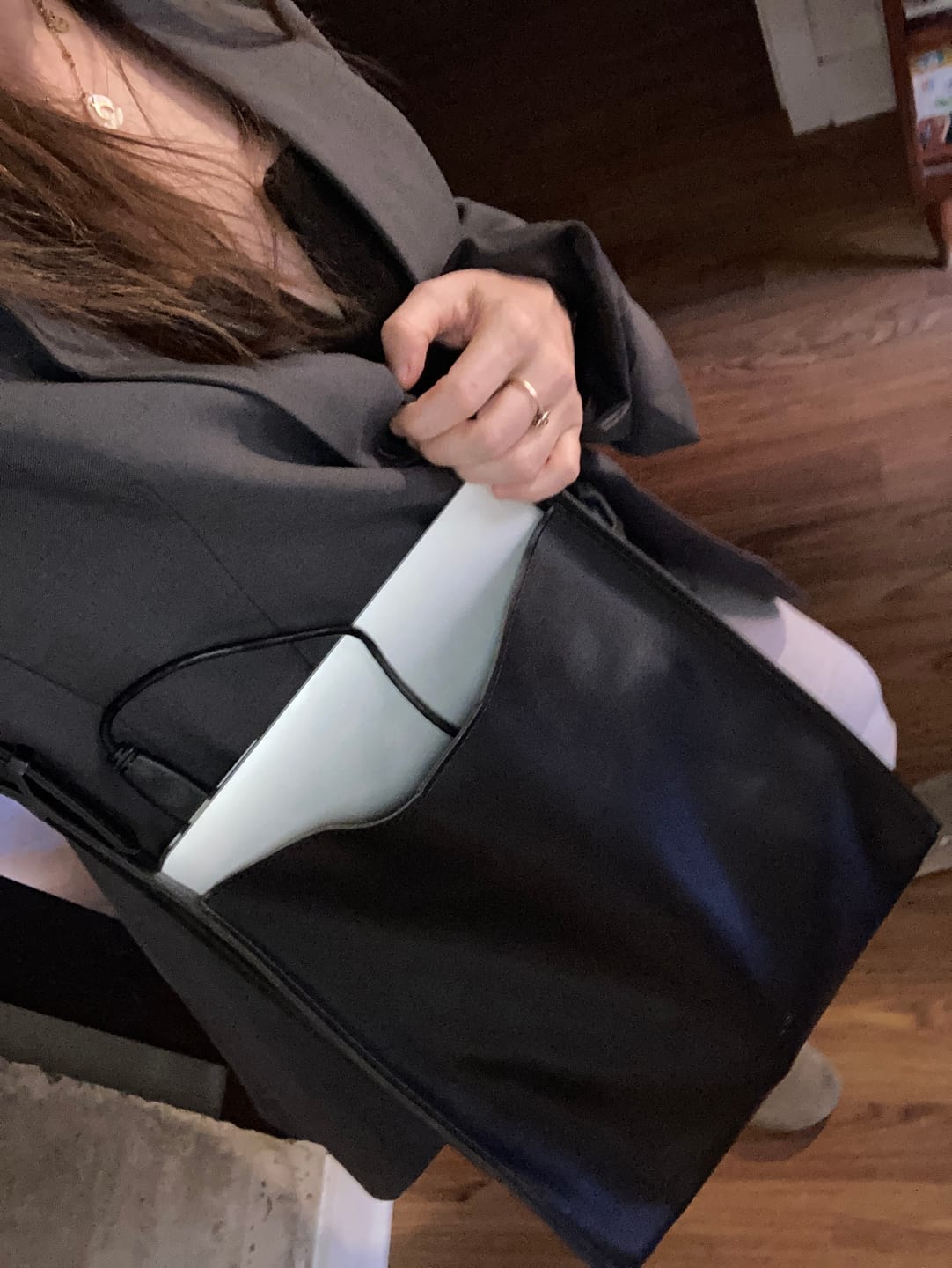 Customer photo review of Olives Vegan Leather Tote