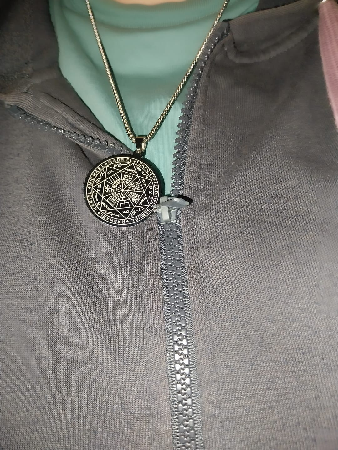 Customer photo review of Pendentif Sceau des 7 Archanges