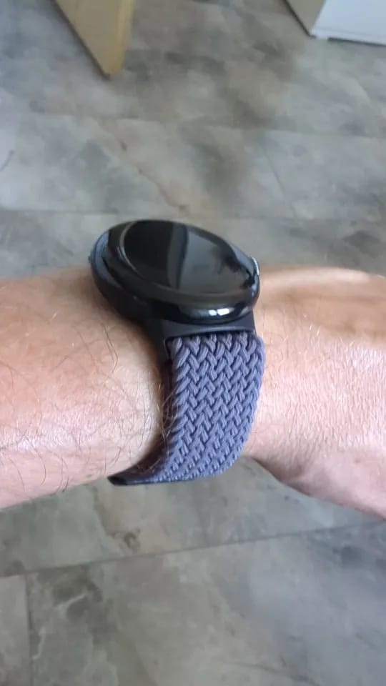 Customer photo review of Google Pixel Nylon Strap - Stylish, Durable, Versatile Band