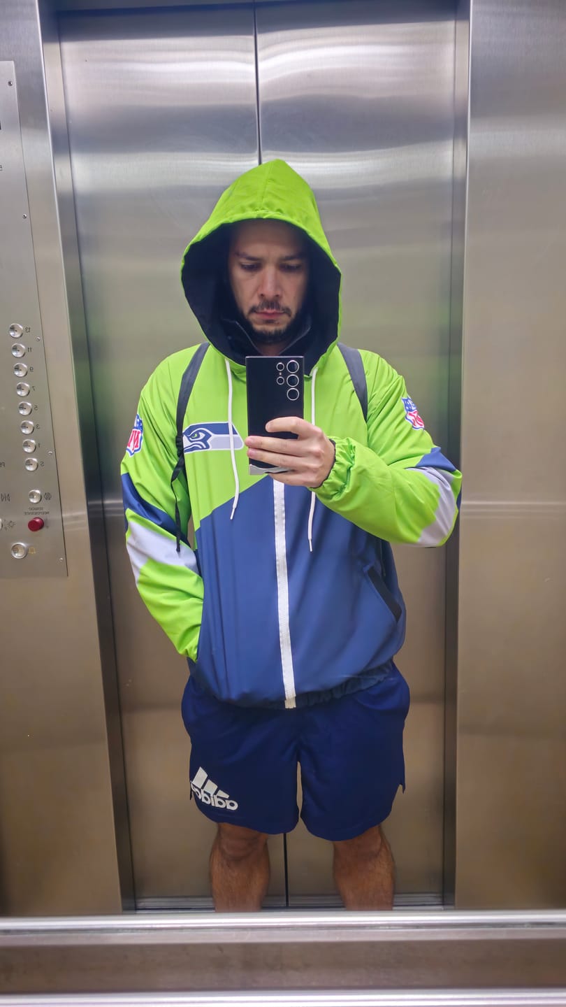 Customer photo review of Bomber Jacket Seattle Seahawks