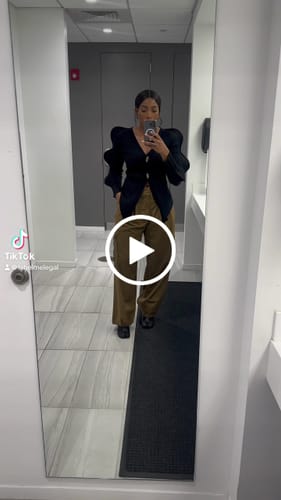 Customer video review of Skinny V-Neck Knitted Cardigan