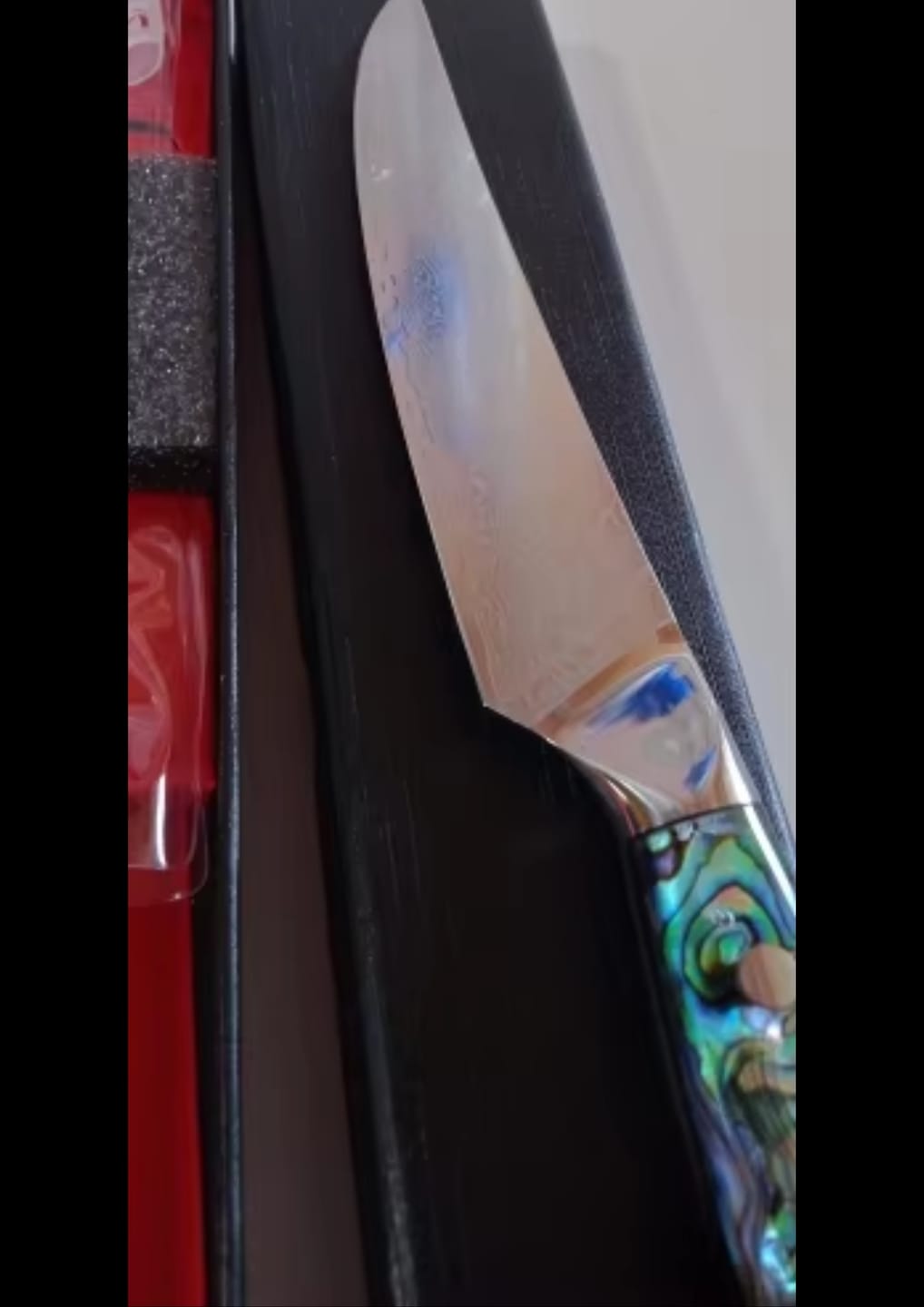 Customer photo review of Hikari (光) - Japanese Damascus 6 inch Utility Knife