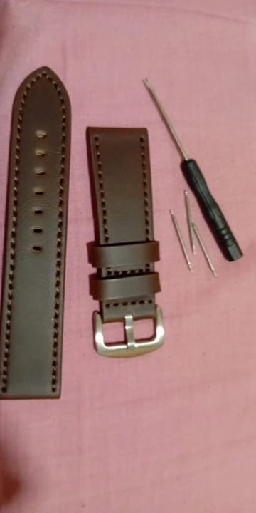 Customer photo review of Samsung Galaxy Watch Leather Strap - Premium Classic Design