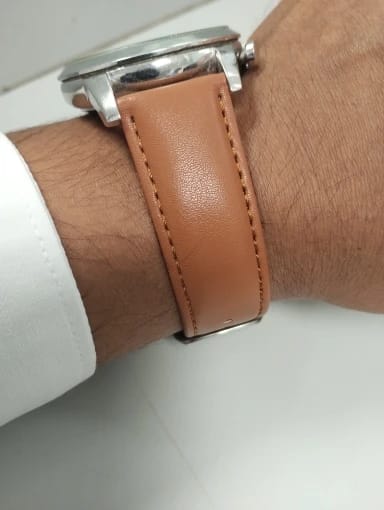 Customer photo review of Suunto Leather Band - Water-Resistant Classic Design