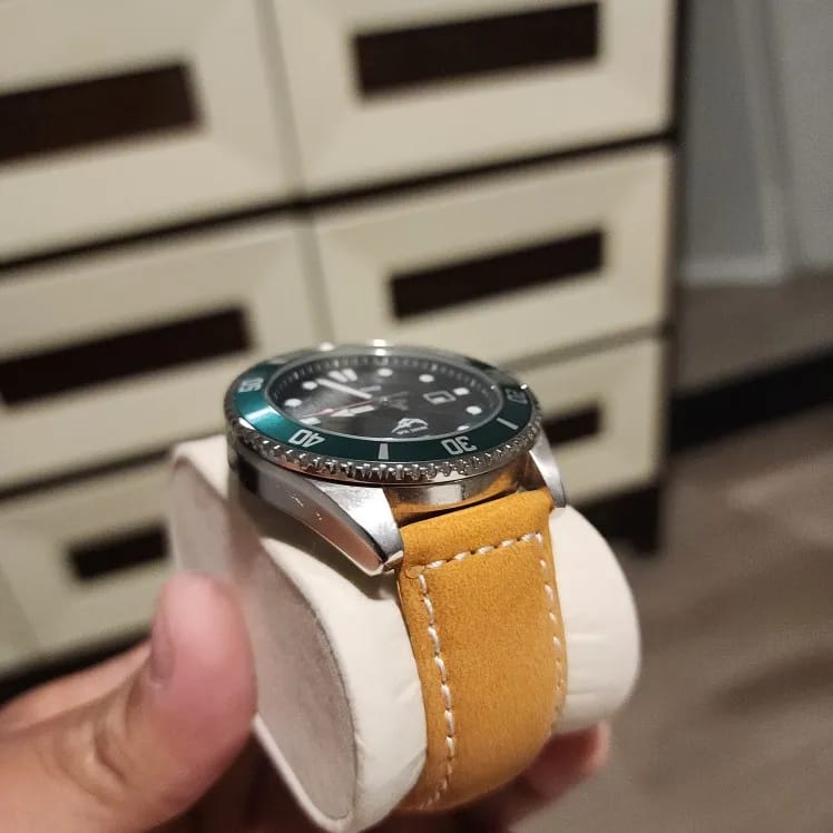 Customer photo review of Ticwatch Leather Band - Stylish, Premium, Modern Design