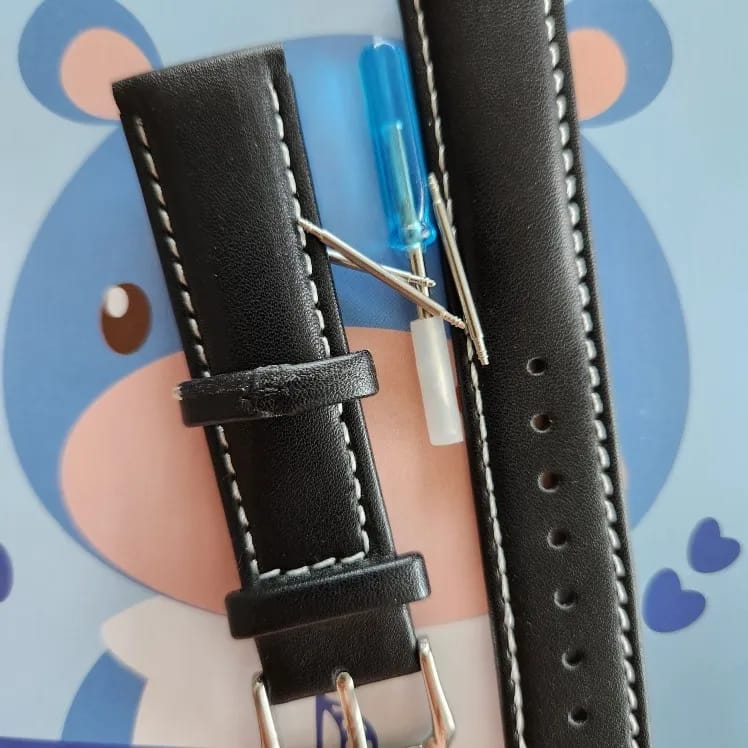 Customer photo review of Suunto Leather Band - Water-Resistant Classic Design