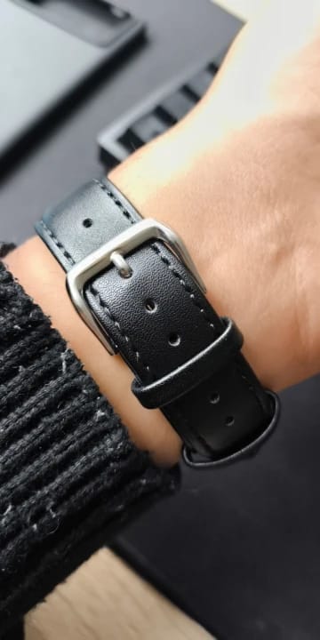 Customer photo review of Suunto Leather Band - Water-Resistant Classic Design
