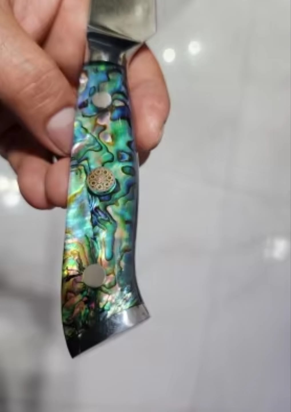 Customer photo review of Hikari (光) - Japanese Damascus 6 inch Utility Knife
