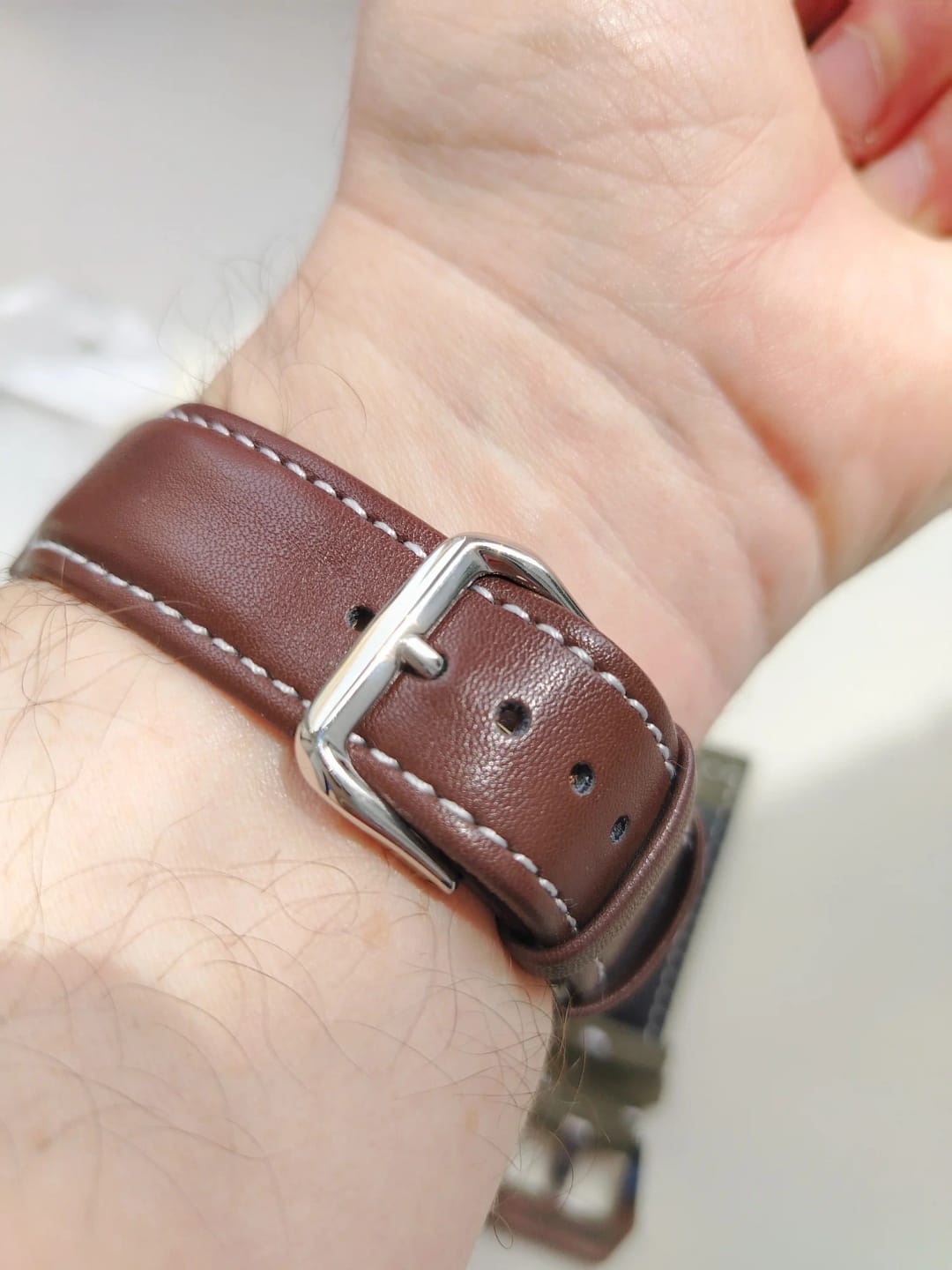 Customer photo review of Huawei Leather Watch Band - Premium Stylish Design