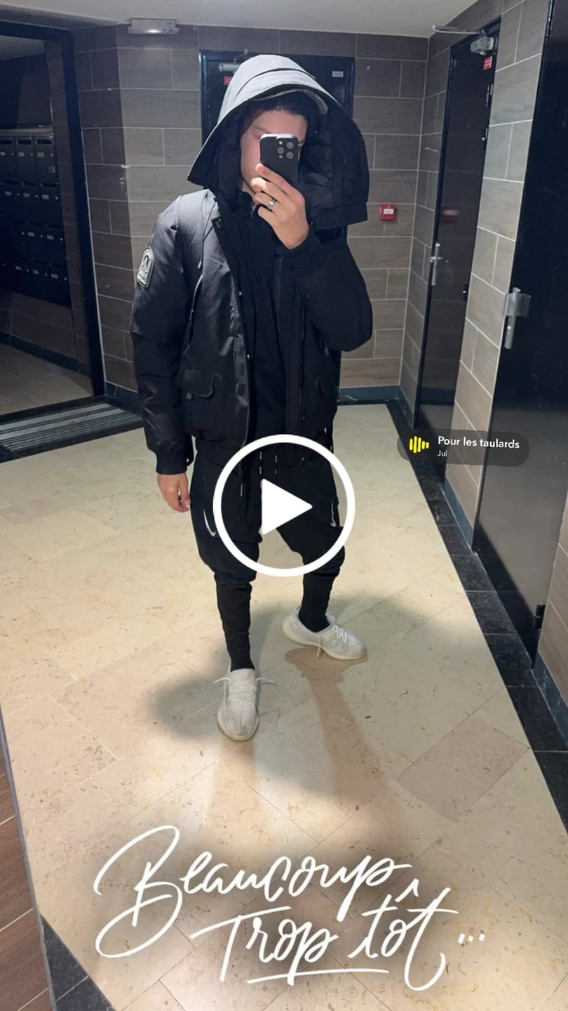 Customer video review of T-SHIRT MONA LISA - NOIR