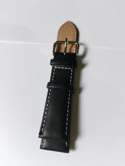 Customer photo review of Samsung Galaxy Watch Leather Band - Classic and Durable