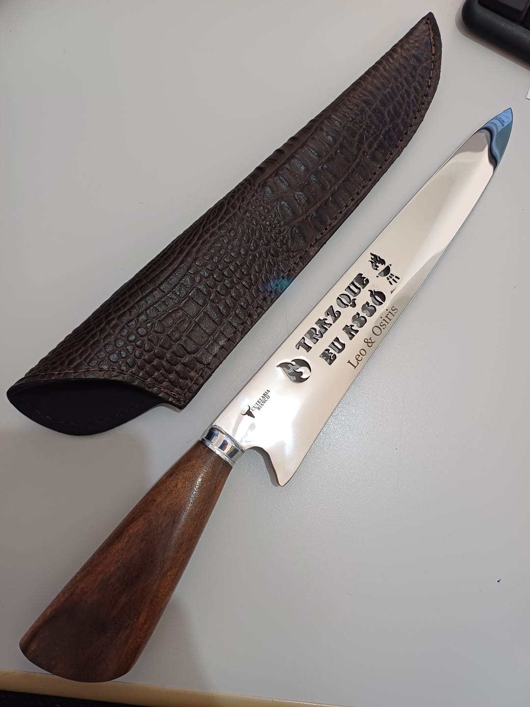 Customer photo review of Faca Artesanal modelo fogo de chão