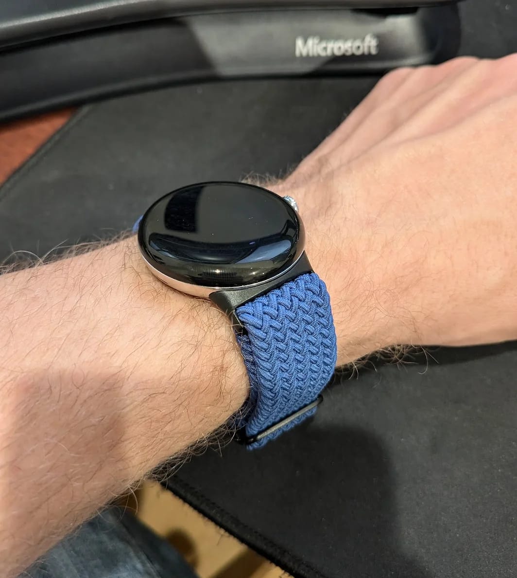 Customer photo review of Google Pixel Nylon Strap - Stylish, Durable, Versatile Band