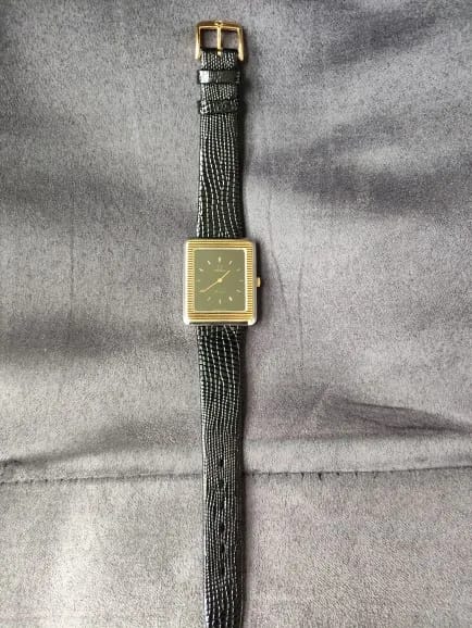 Customer photo review of Huawei Leather Strap - Embossed Classic Design Band