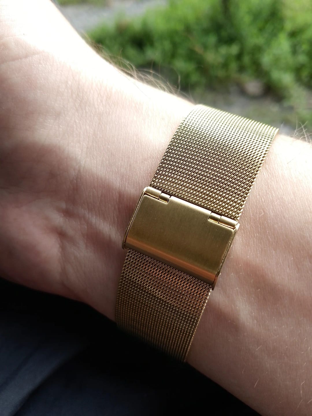 Customer photo review of Huawei Milanese Stainless Steel Band - Comfortable and Sleek