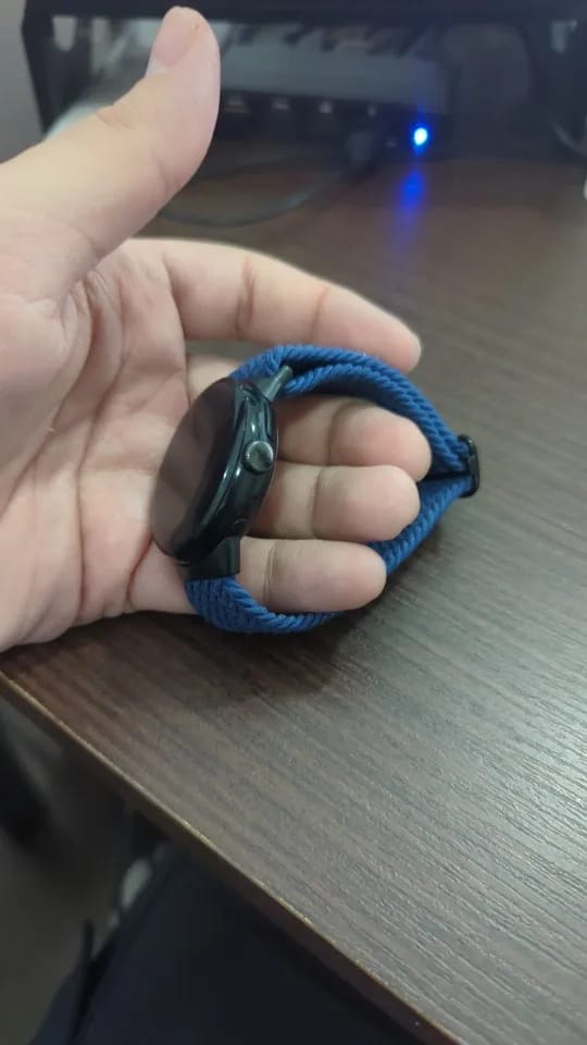 Customer photo review of Google Pixel Nylon Strap - Stylish, Durable, Versatile Band