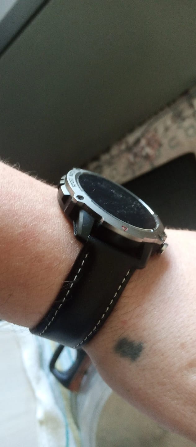 Customer photo review of Suunto Leather Band - Water-Resistant Classic Design