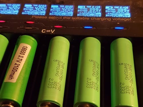 Customer photo review of Samsung 25R 18650 2500mAh 20A Battery