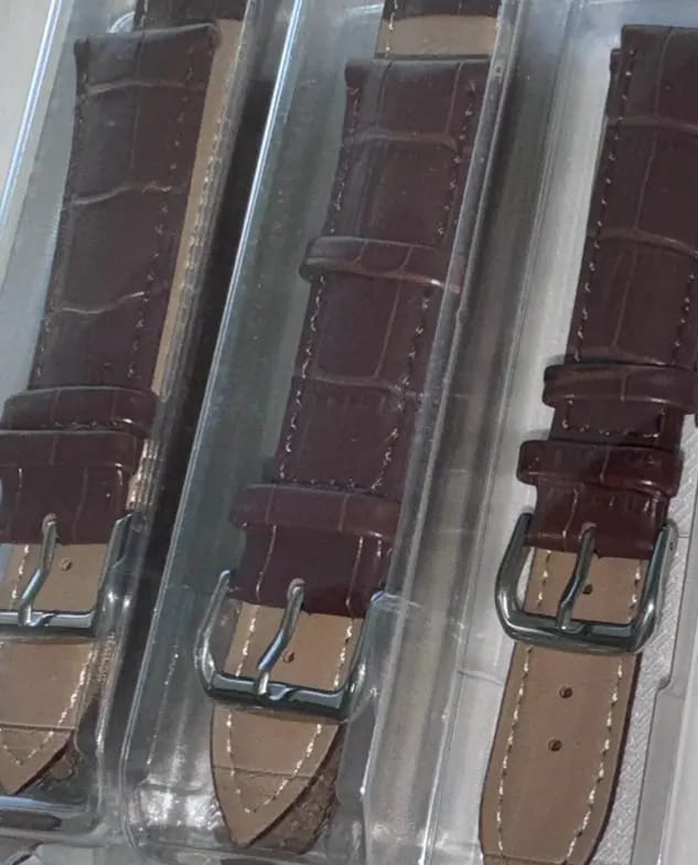 Customer photo review of Huawei Leather Watch Band - Premium Classic Design