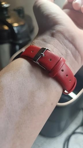 Customer photo review of Samsung Galaxy Leather Strap - Premium Comfortable Design