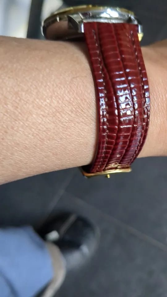 Customer photo review of Ticwatch Genuine Leather Strap - Classic Comfortable Fit