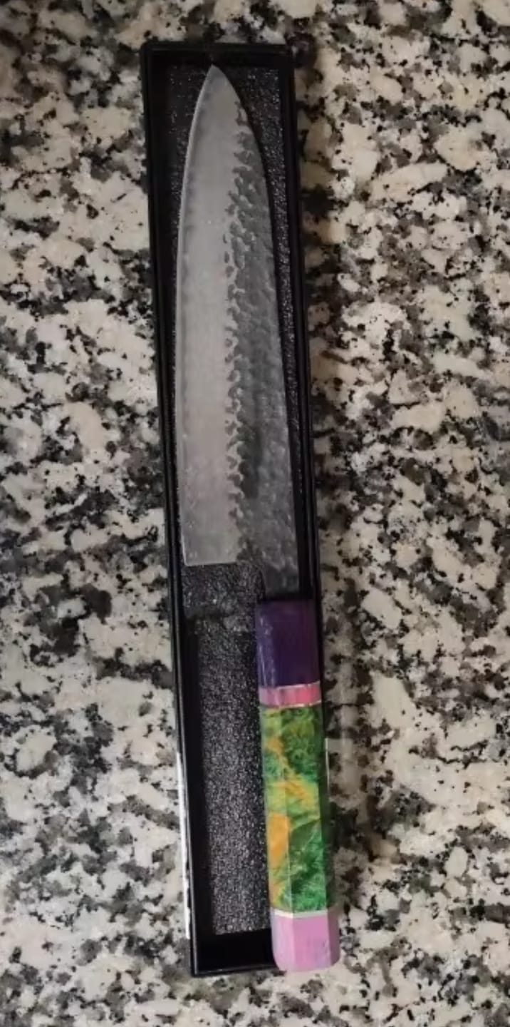 Customer photo review of Kazeshimo (風霜) - Japanese Damascus Steel Chef's Knife (8 inch)