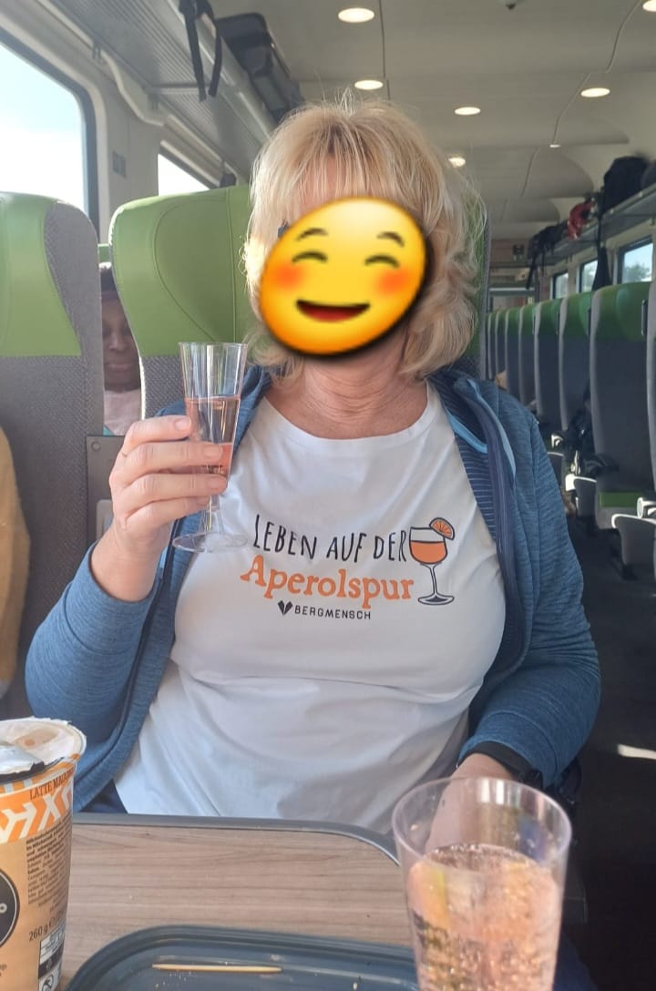 Customer photo review of Aperolspur - Damen Premium Organic Shirt