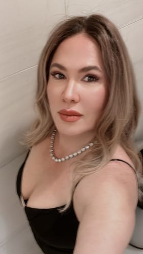 Customer photo review of Seamless Silk Liner Send-in