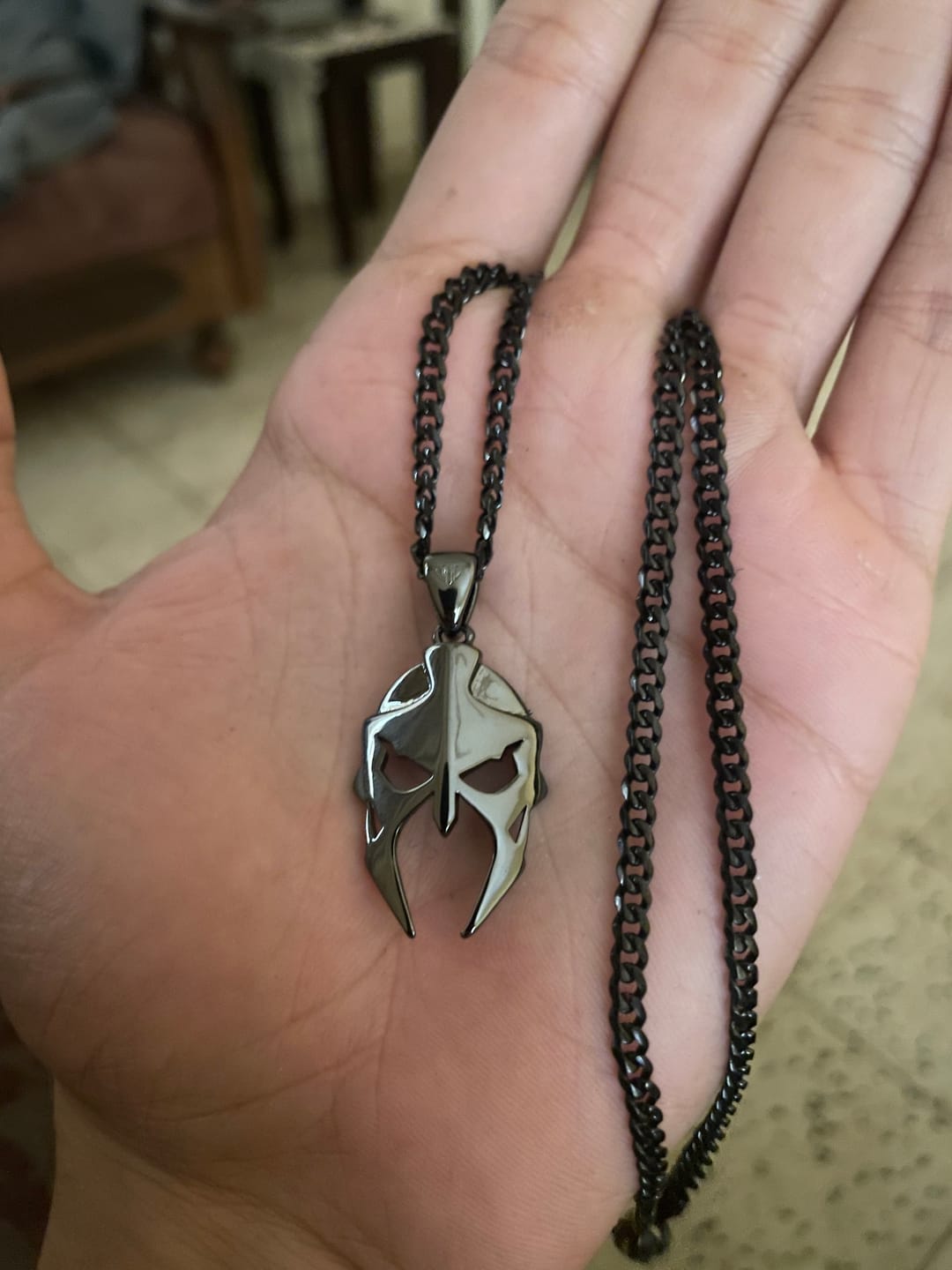 Customer photo review of GLADIATOR PENDANT - BLACK (28𝘮𝘮)