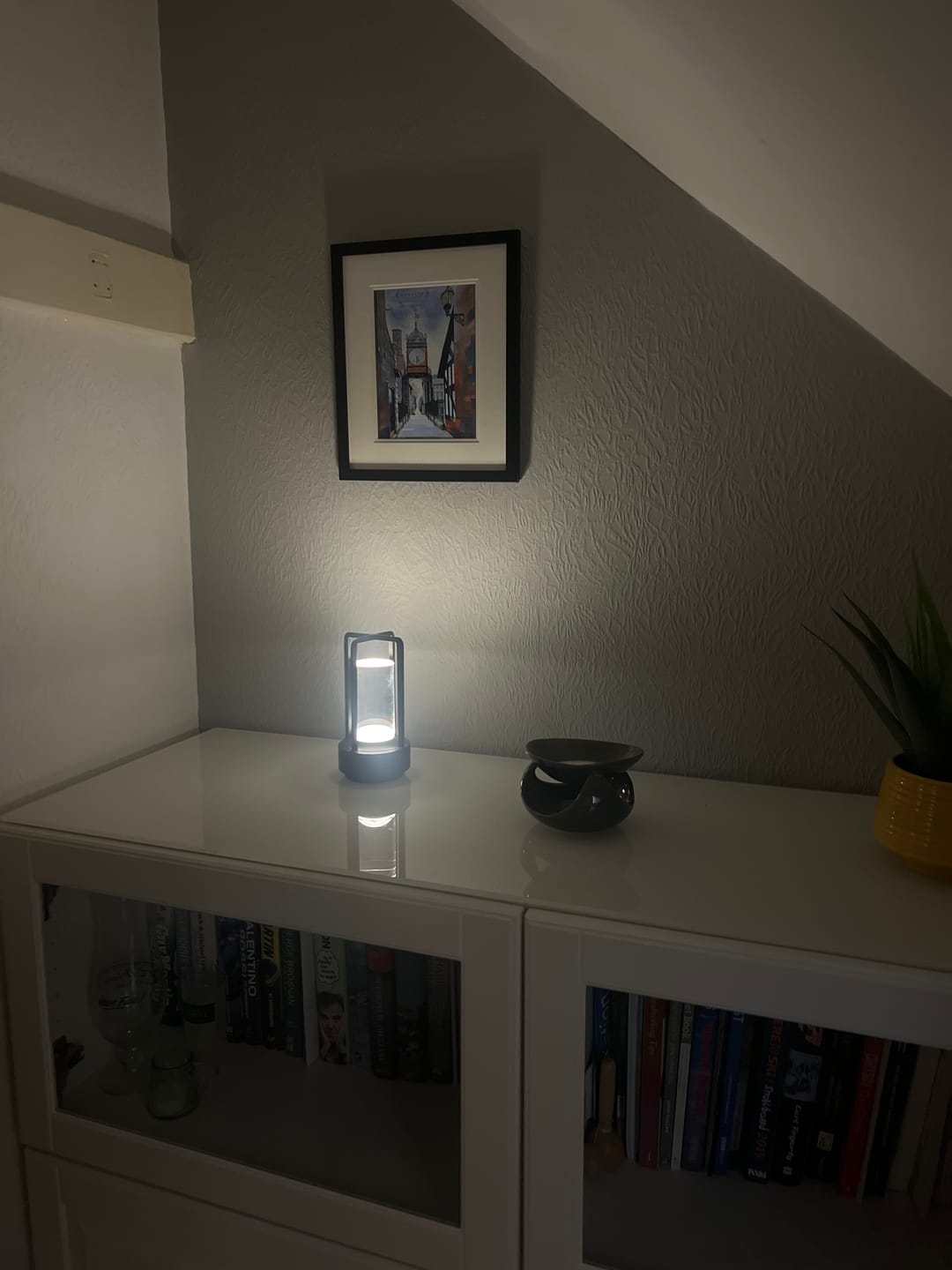 Customer photo review of Modern Cordless Metal Nordic Desk & Table Lamp - Cordless, Rechargeable, LED with Touch Control & Dimming Feature, Suitable for Bedroom, Home, Outdoor - Ideal Night Light for Restaurant and Home Usage