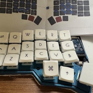 Customer photo review of Keycap Tilting Kit