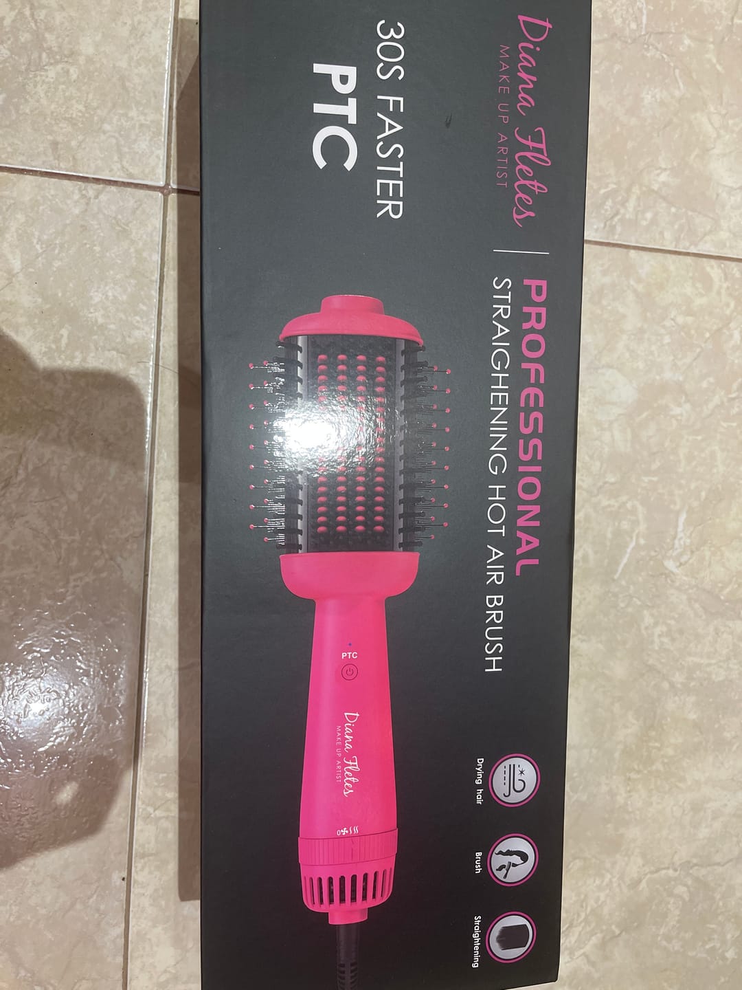 Customer photo review of New Cepillo Secado y Moldeo Rápido Diana Fletes