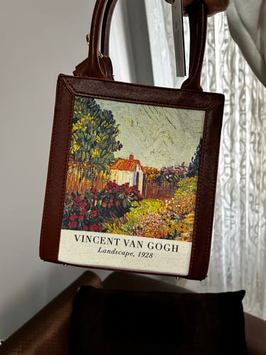 Customer photo review of Van Gogh Landscape Tablo Çanta