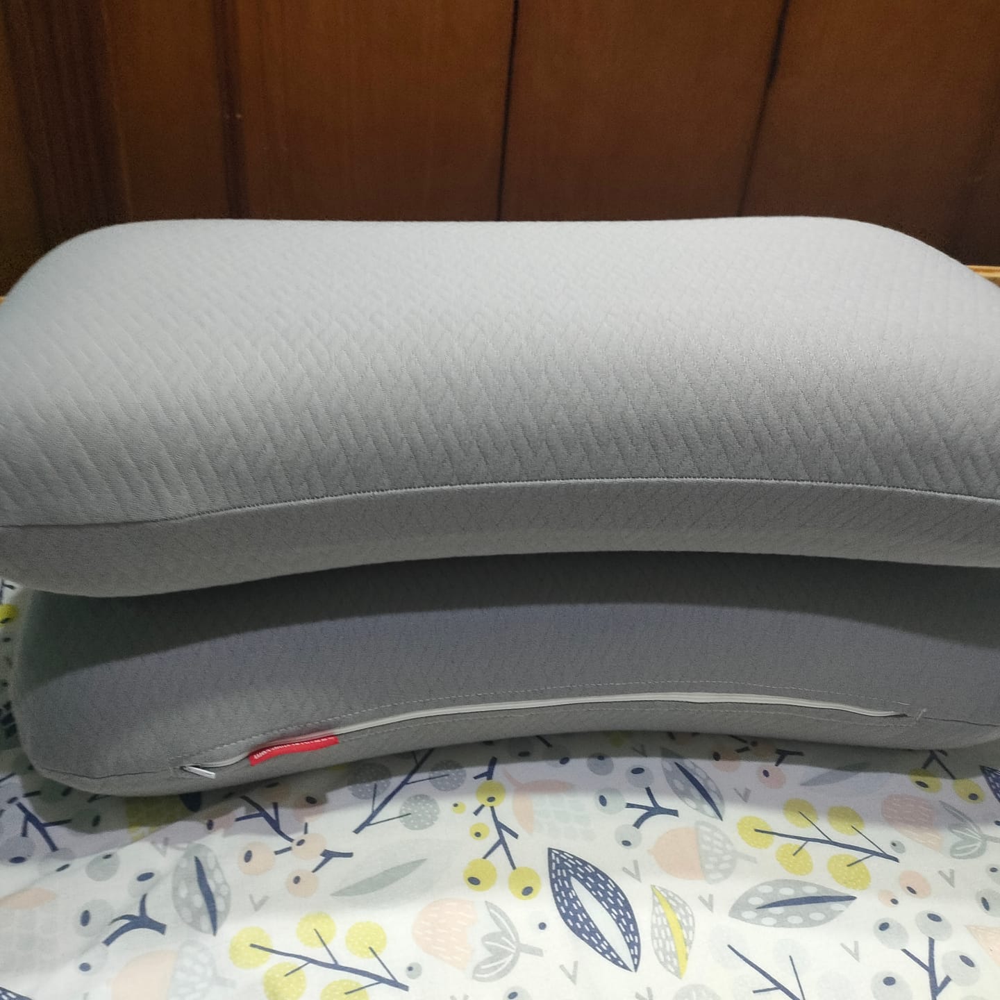 Customer photo review of Wavy Memory Foam Pillow