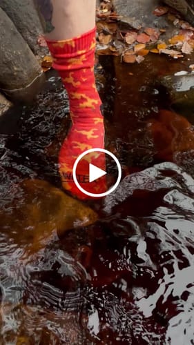 Customer video review of HEMY Crew Waterproof Socks