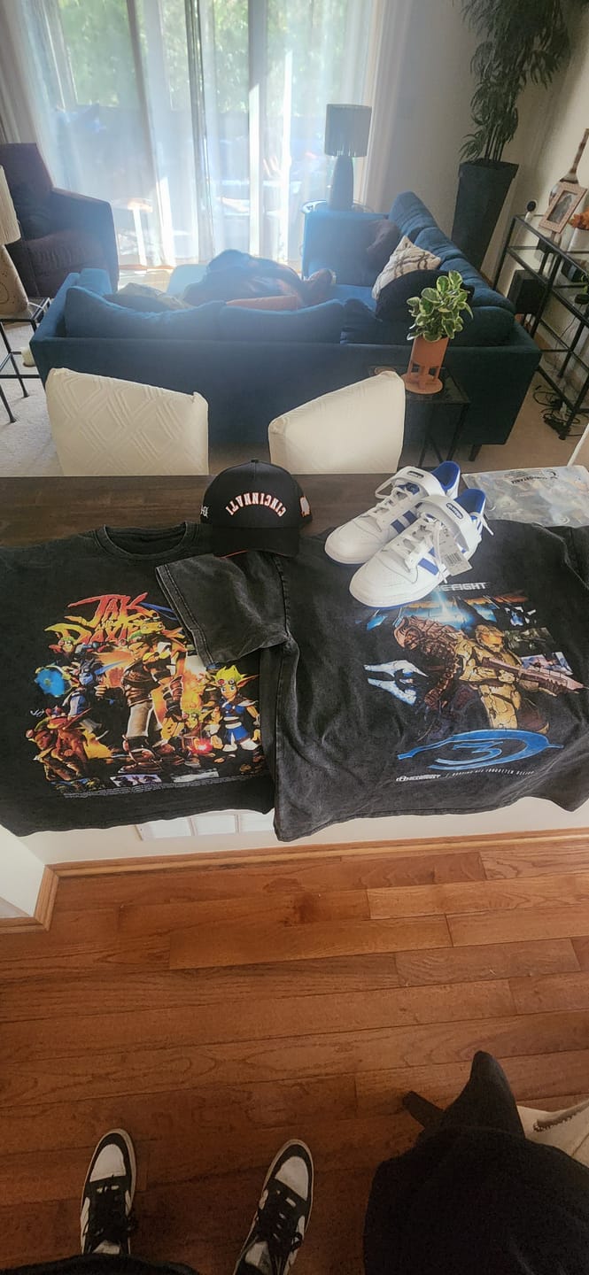 Customer photo review of Video Games 'Jak & Daxter' Staple T-Shirt
