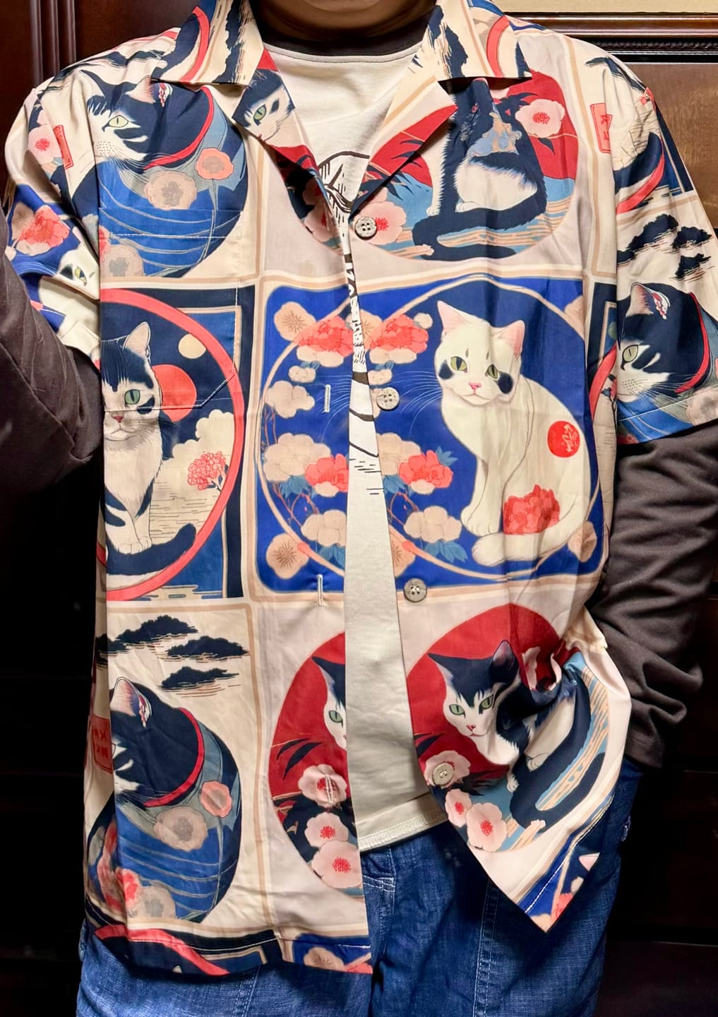 Customer photo review of 明治時代の猫 総柄 浮世絵風アロハシャツ